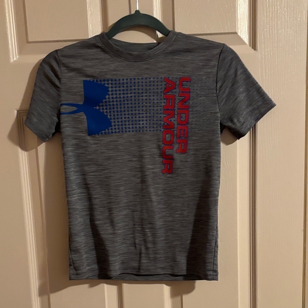 Under Armour Heather Gray Tee with Blue and Red Accents